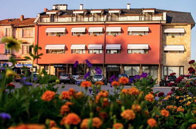 Par Avion Hotel Aprilzi